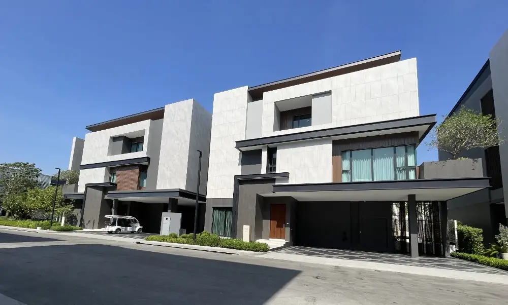 รับผ่อนตรง THE HONOR Yothinpattana บ้านเดี่ยว 3 ชั้น ระดับ Super Luxury พร้อม Private Pool Villa การันตีราคาดีที่สุด พร้อมข้อเสนอจัดเต็มทุกหลัง