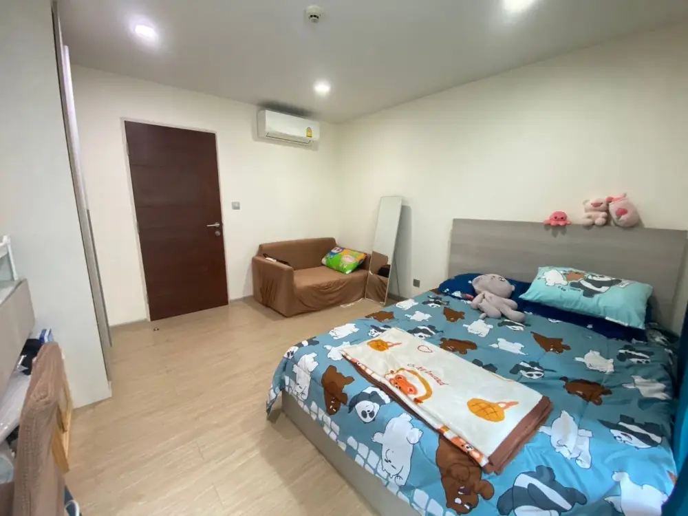 ขายด่วน คอนโด โครงการ วินน์ คอนโด พหลฯ 52-สะพานใหม่ (Wynn Condo Phahol 52-Saphanmai) ห้องใหญ่ ขนาด 2 ห้องนอน 1 ห้องน้ำ ตำแหน่งห้องมุม ชั้น 6 ตกแต่งครบพร้อมอยู่ เฟอร์นิเจอร์ เครื่องใช้ไฟฟ้าครบ ระเบียงหันเข้าภายในโครงการ อ 2