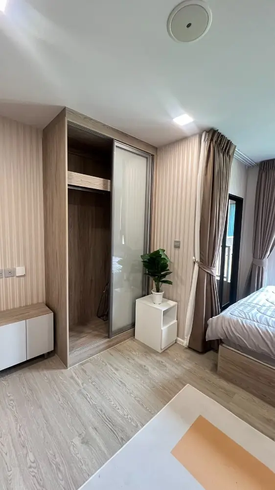 ให้เช่าKave Town colony ใกล้ม.กรุงเทพ ตึก C ชั้น 4 วิวด้านใน ห้องใหม่ เฟอร์ครบ 12,000 บาท 3
