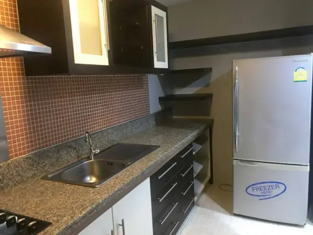 Avenue 61, 107sqm spacious Two Bedrooms Condo for Rent at Avenue 61 3