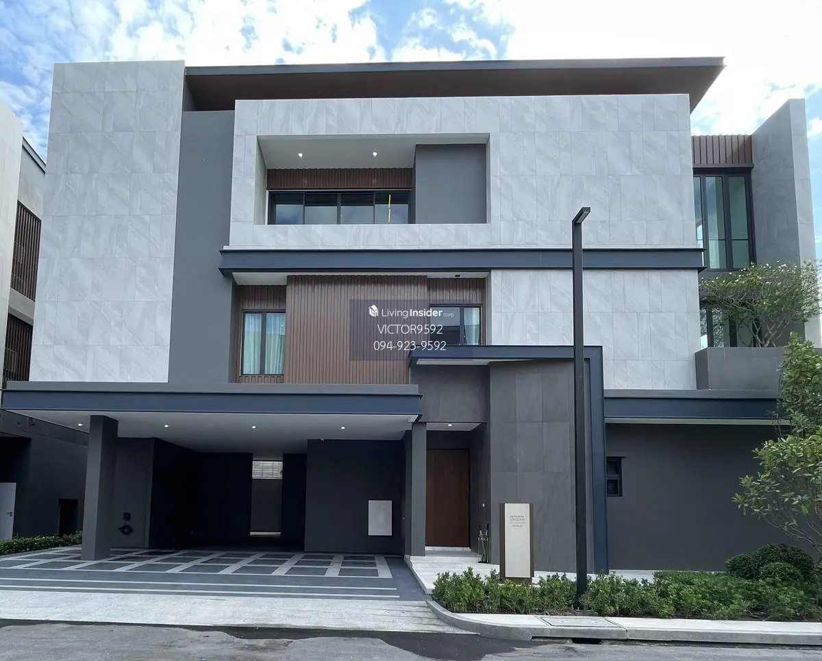 ขายบ้านเดี่ยวสไตล์ Private Pool Villa 3 ชั้น ระดับ Super Luxury ดิ ออเนอร์ โยธินพัฒนา ฟังก์ชัน 6 ห้องนอน 8 ห้องน้ำ 5 ที่จอดรถ มาพร้อมความสะดวกมากมาย เดินทางเข้า-ออกได้สะดวกใกล้ทางด่วน และCentral Festival East Ville