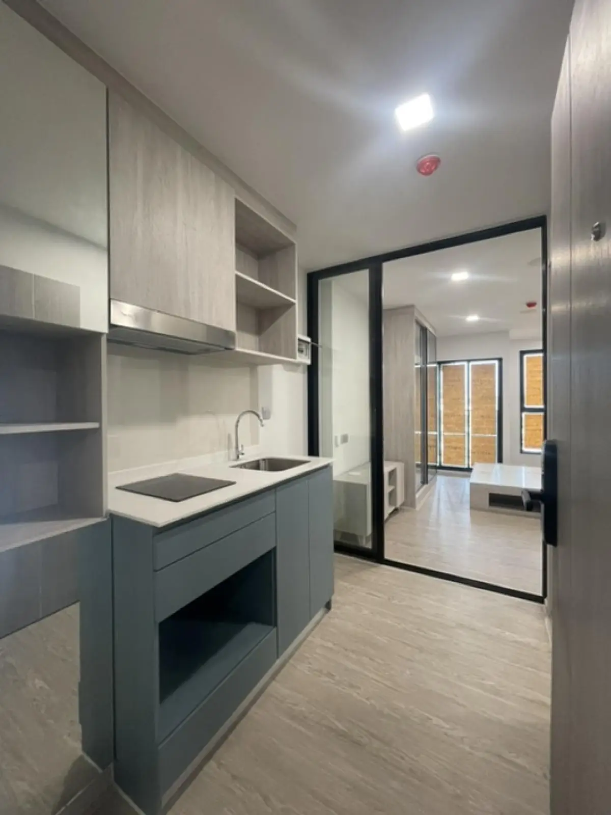 หลุดจอง พร้อมโอน 1Bedroom 22 sqm 2.29 ล้านบาท พร้อมเฟอร์ครบ