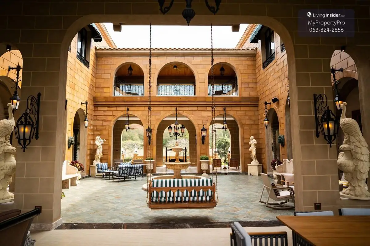 The Art of Living – Toscana Valley Khaoyai  คฤหาสน์ระดับ Ultra Luxury ที่ออกแบบมาให้เป็นมากกว่า “บ้าน” นี่คือผลงานศิลปะที่คุณใช้ชีวิตอยู่ในนั้นได้จริง บนพื้นที่ 826 ตร.วา และพื้นที่ใช้สอยกว่า 2,000 ตร.ม. ในสไตล์ Italian–Tuscany