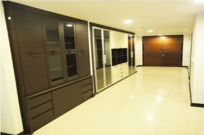 Avenue 61, Avenue 61 condo for rent well price!! spaious room 3bedroom 3bathroom 167sqm.