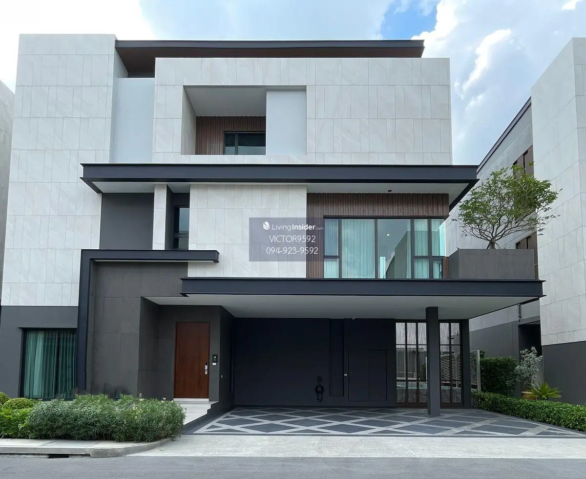 ขายบ้านเดี่ยวสไตล์ Private Pool Villa 3 ชั้น ระดับ Super Luxury ดิ ออเนอร์ โยธินพัฒนา ฟังก์ชัน 5 ห้องนอน 7 ห้องน้ำ 4 ที่จอดรถ มาพร้อมความสะดวกมากมาย เดินทางเข้า-ออกได้สะดวกใกล้ทางด่วน และCentral Festival East Ville