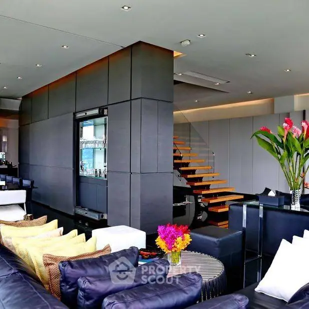คอนโด 3-ห้องนอน ที่ เลอ รัฟฟิเน่ สุขุมวิท 39 คอนโดมิเนียม ใกล้ BTS พร้อมพงษ์ 2