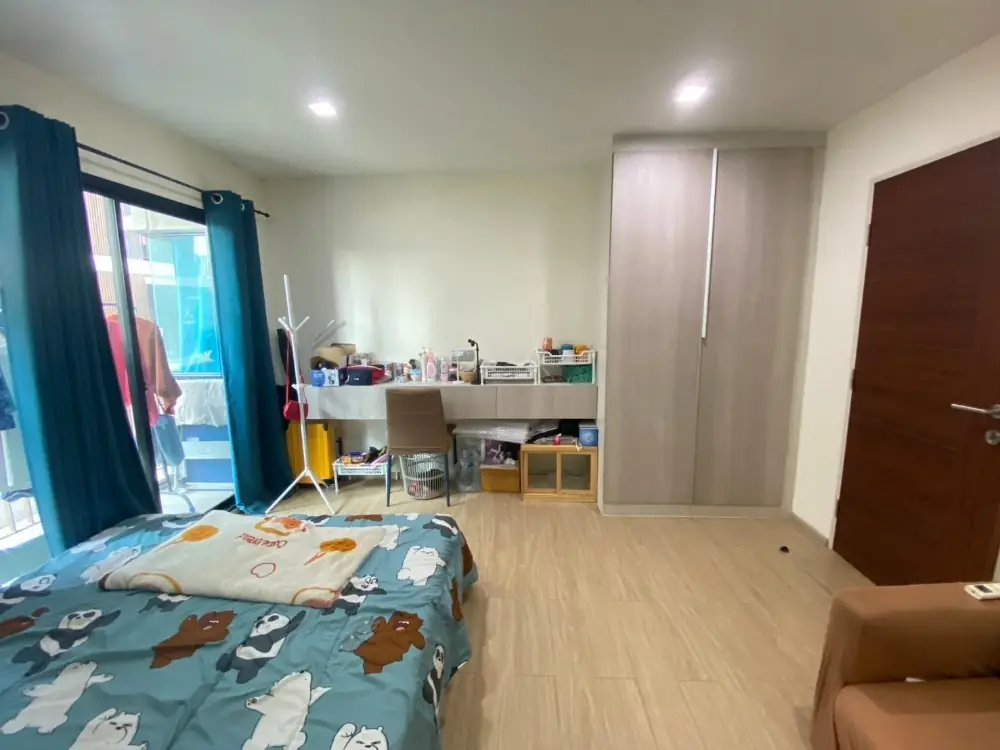ขายด่วน คอนโด โครงการ วินน์ คอนโด พหลฯ 52-สะพานใหม่ (Wynn Condo Phahol 52-Saphanmai) ห้องใหญ่ ขนาด 2 ห้องนอน 1 ห้องน้ำ ตำแหน่งห้องมุม ชั้น 6 ตกแต่งครบพร้อมอยู่ เฟอร์นิเจอร์ เครื่องใช้ไฟฟ้าครบ ระเบียงหันเข้าภายในโครงการ อ 3