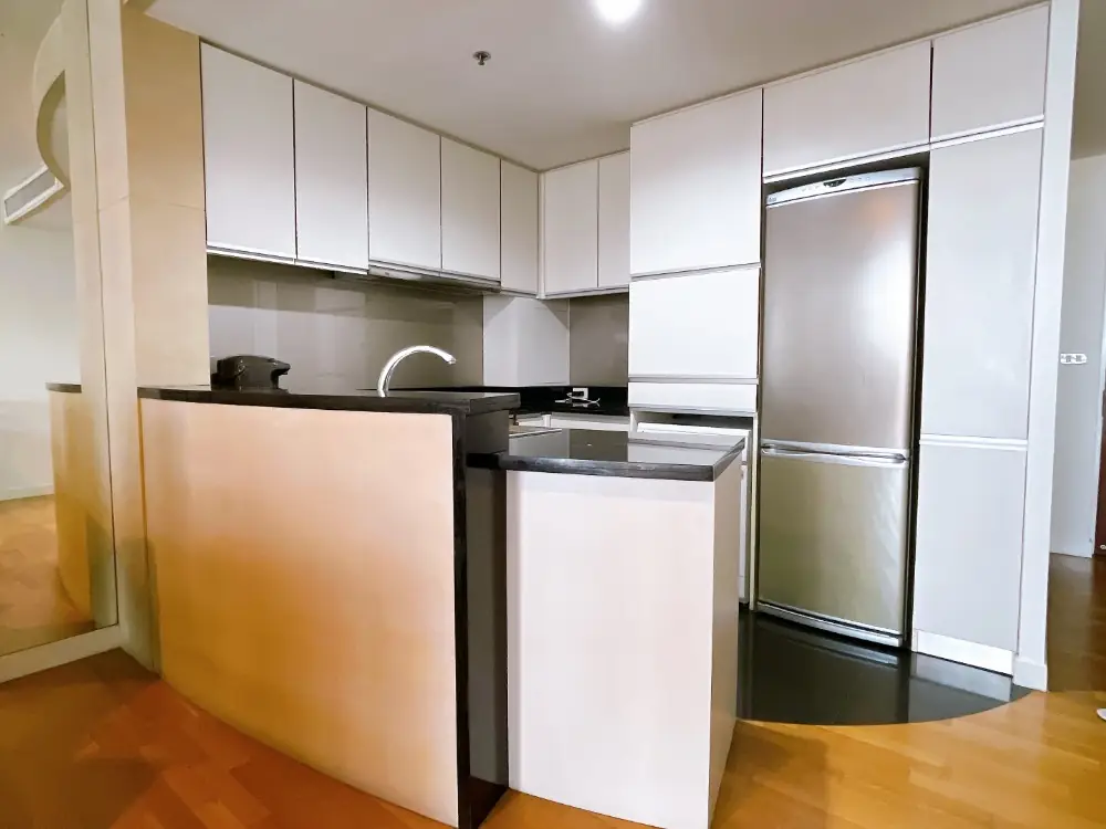 ขาย 1 ห้องนอน 70 ตร.ม. คอนโด Urbana Sathorn 3