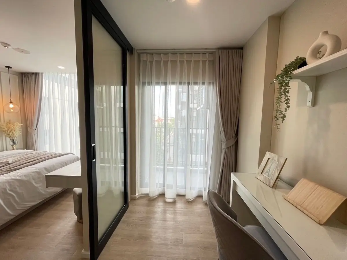 🏠 ให้เช่าคอนโด Ivory รัชดา 32 - 33 ตร.ม. พร้อมเฟอร์นิเจอร์ ใกล้ MRT ลาดพร้าว BTS รัขโยธิน มีรถรับส่งสถานีรถไฟฟ้า 3