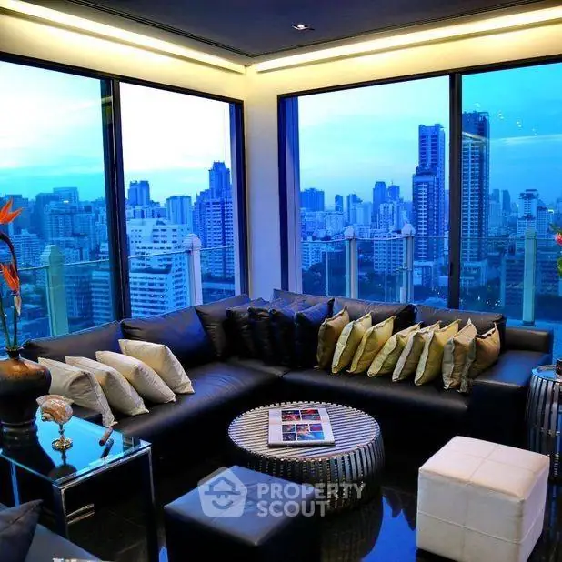 คอนโด 3-ห้องนอน ที่ เลอ รัฟฟิเน่ สุขุมวิท 39 คอนโดมิเนียม ใกล้ BTS พร้อมพงษ์