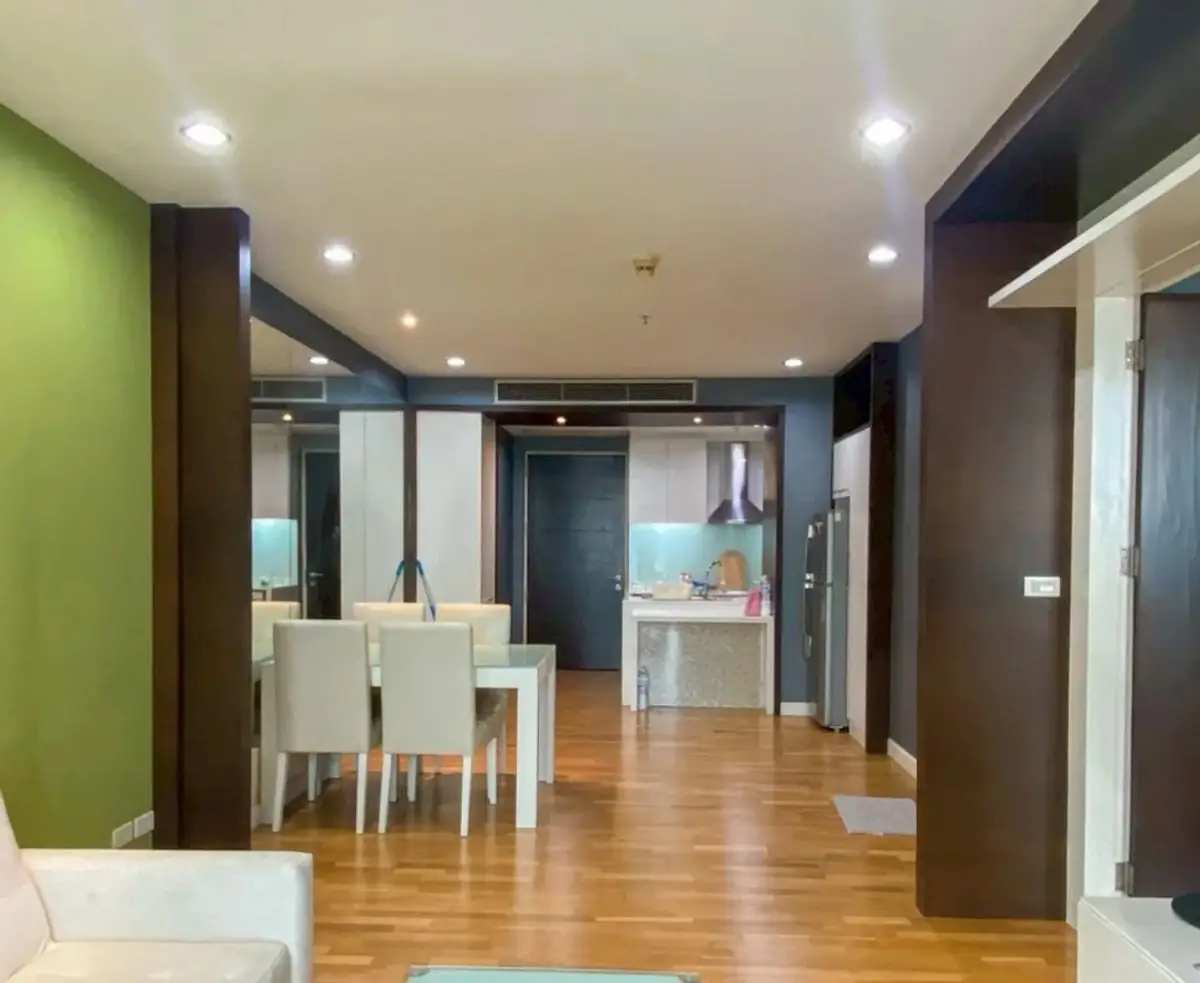 ให้เช่าคอนโด Urbana Sathorn 1 bedroom ใกล้ BTS และ MRT 3
