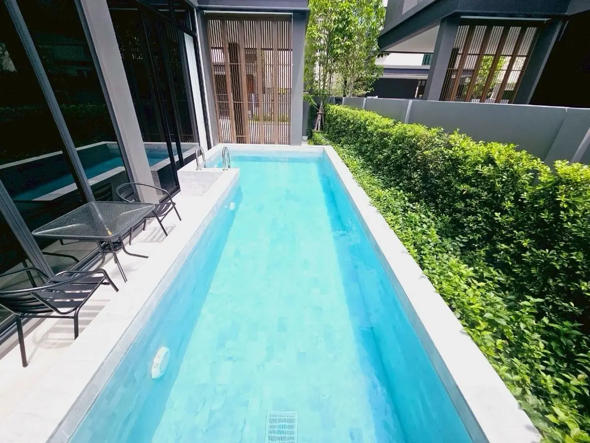 ให้เช่า For Rent – Brand New Super Luxury Pool Villa at The Honor Yothinpattana ดิ ออเนอร์ โยธินพัฒนา สระส่วนตัว 2