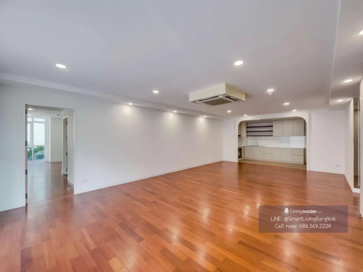 📢👇Reasonable and worth price for living or investing at Urbana Sukhumvit 15, near Terminal 21 and NIST international school