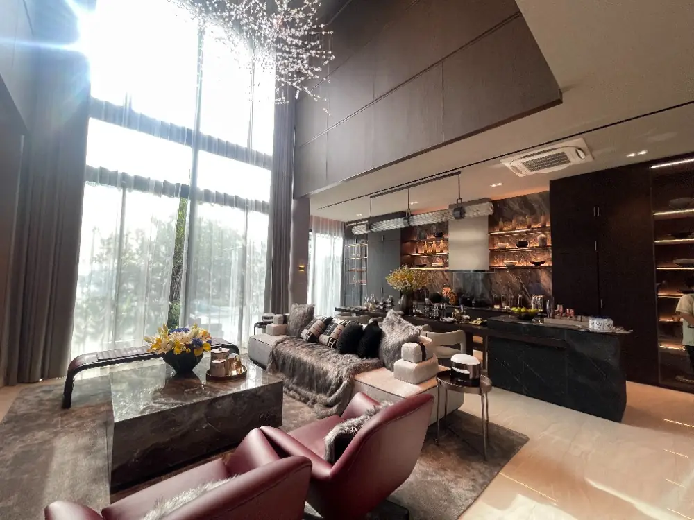 6 bedrooms 8 bathrooms 6 parking 710 Sqm at The Honor Yothinpattana 2
