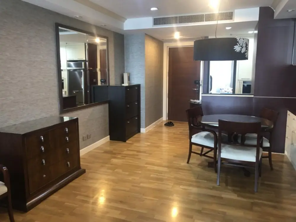 ขาย 1 ห้องนอน 65 ตร.ม. เออร์บานา สาทร Urbana Sathorn