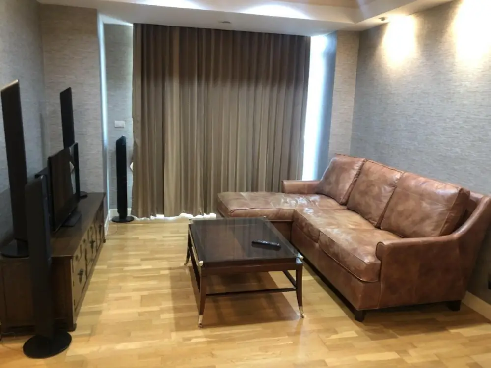 ขาย 1 ห้องนอน 65 ตร.ม. เออร์บานา สาทร Urbana Sathorn 2