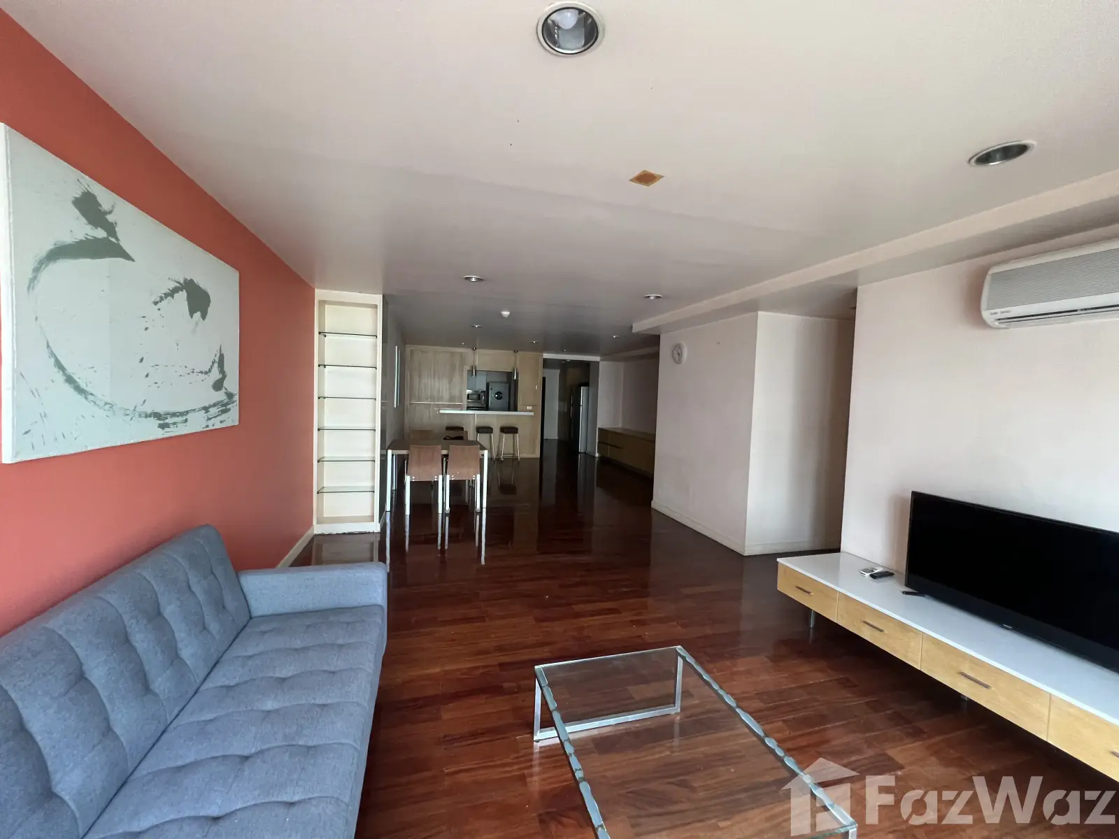 คอนโดให้เช่า 2 ห้องนอน ในโครงการ เออร์บาน่า สุขุมวิท 15 U1104280
