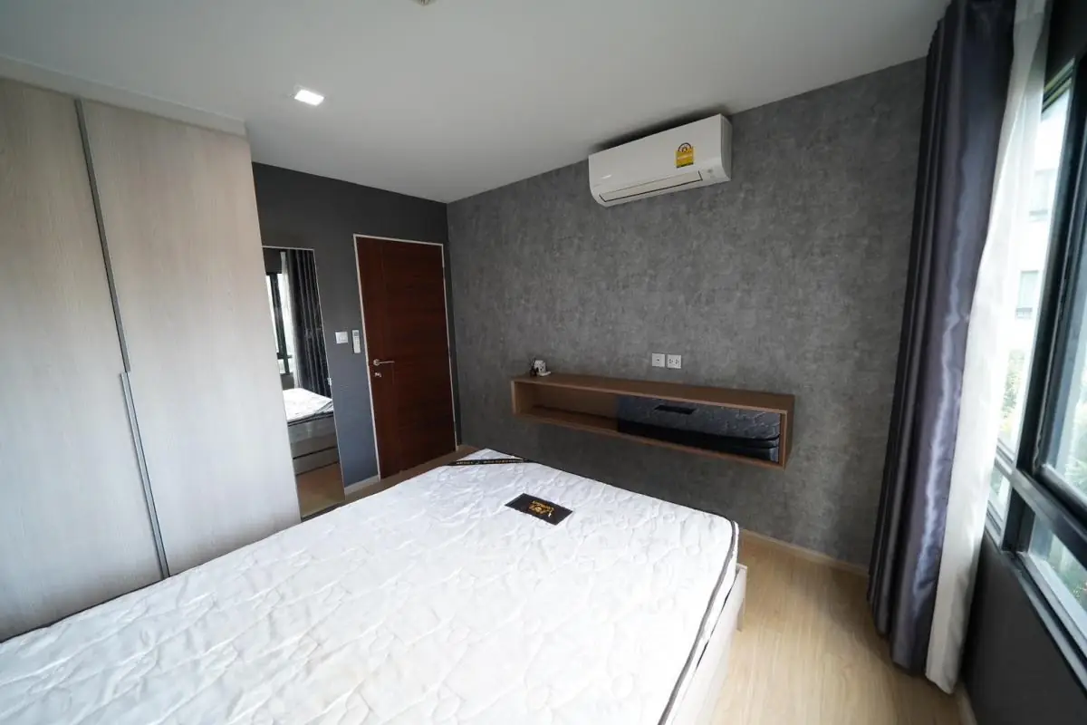WYNN CONDO พหลโยธิน 52 BTS สะพานใหม่ คอนโดสไตล์ Low-Rise ไม่แออัด สงบ วิวสระ ชั้น4 ตึก C ห้องขนาด 31.69 ตรม เหมาะกับการพักผ่อนจุดเด่น : เป็นคอนโดที่ค่อนข้างสงบ ไม่จอแจ ที่จอดรถใหญ่ยังไม่แย่งกัน ใกล้ BTS สะพานใหม่ เพียง 300 เมตร มีสระว่ายน้ำเกลือ ห้องสมุ 2