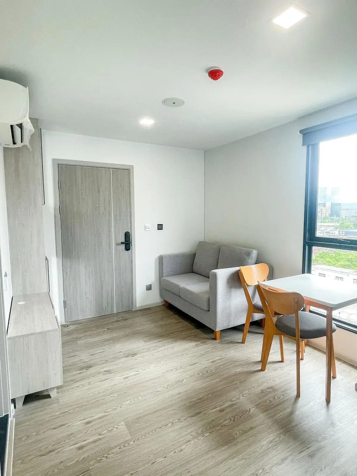 Rent Kave seed Kaset 1 bedroom 1 bathroom 30 Sqm. มีความเป็นส่วนตัว ห้องริม วิวเมือง อากาศปลอดโปร่ง