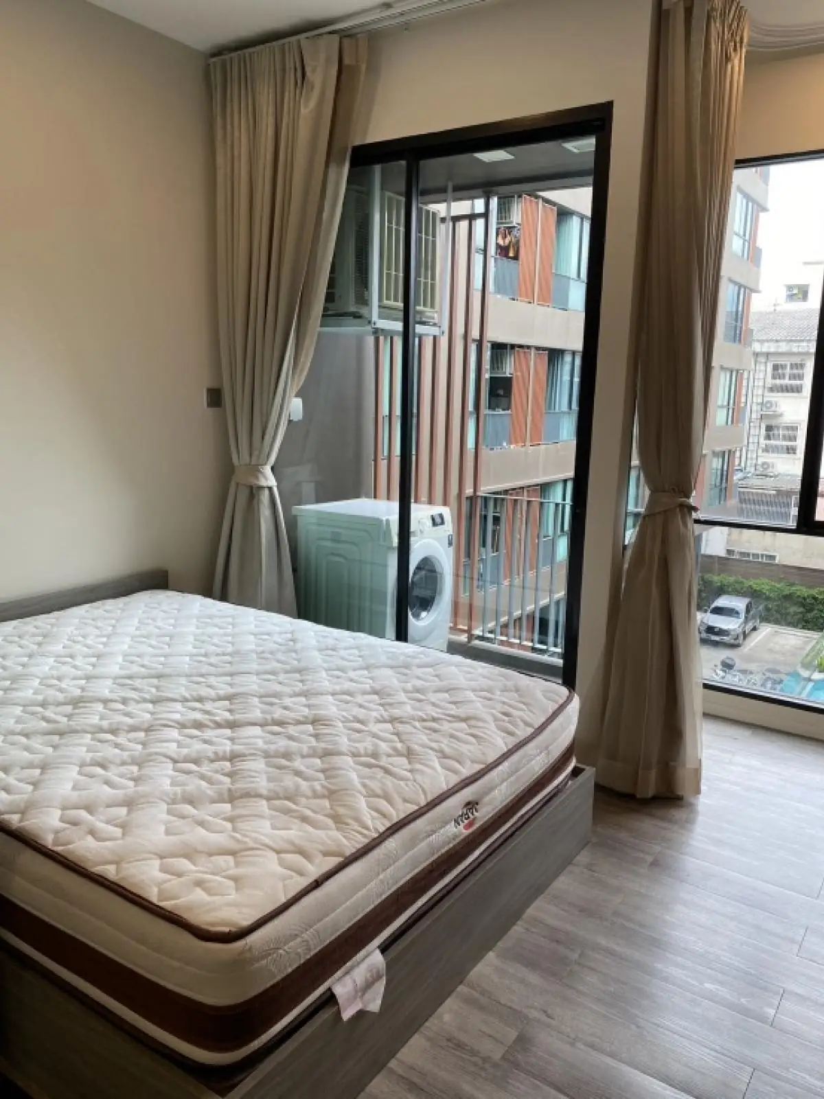 For sale ขายคอนโด Brown condo รัชดาภิเษก 32 ราคา 2.09 ล้านบาท 1 Bed 24 ตร.ม